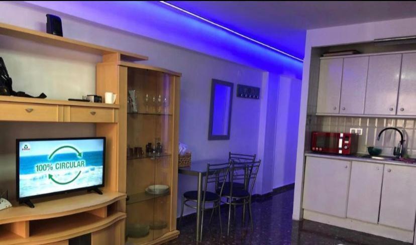 Apartamento Celebraciones Benidormアパートメント エクステリア 写真